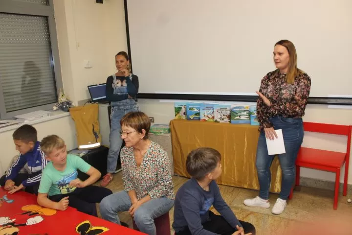 „ČETVRT KNJIGE“ U PLETERNICI: Na Zelenoj radionici predstavljene slikovnice Martine Markov uz druženje s galebom Markom