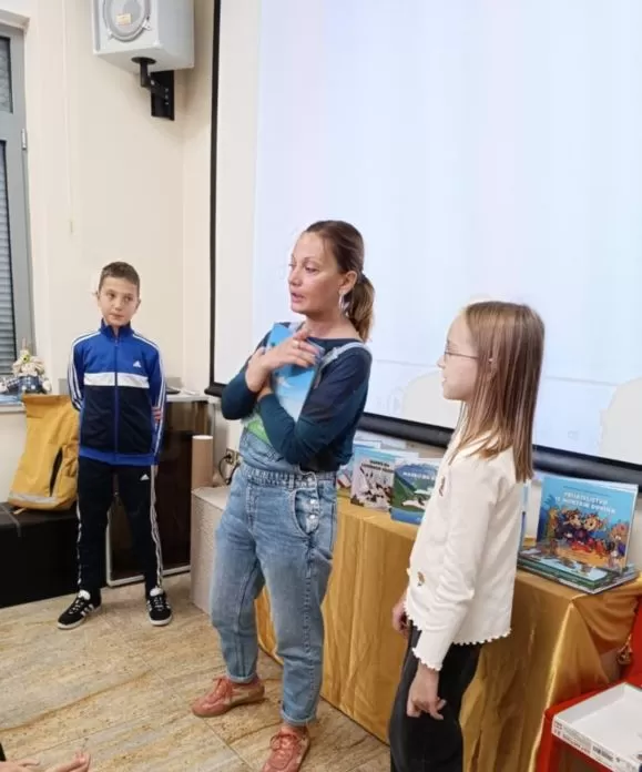 „ČETVRT KNJIGE“ U PLETERNICI: Na Zelenoj radionici predstavljene slikovnice Martine Markov uz druženje s galebom Markom