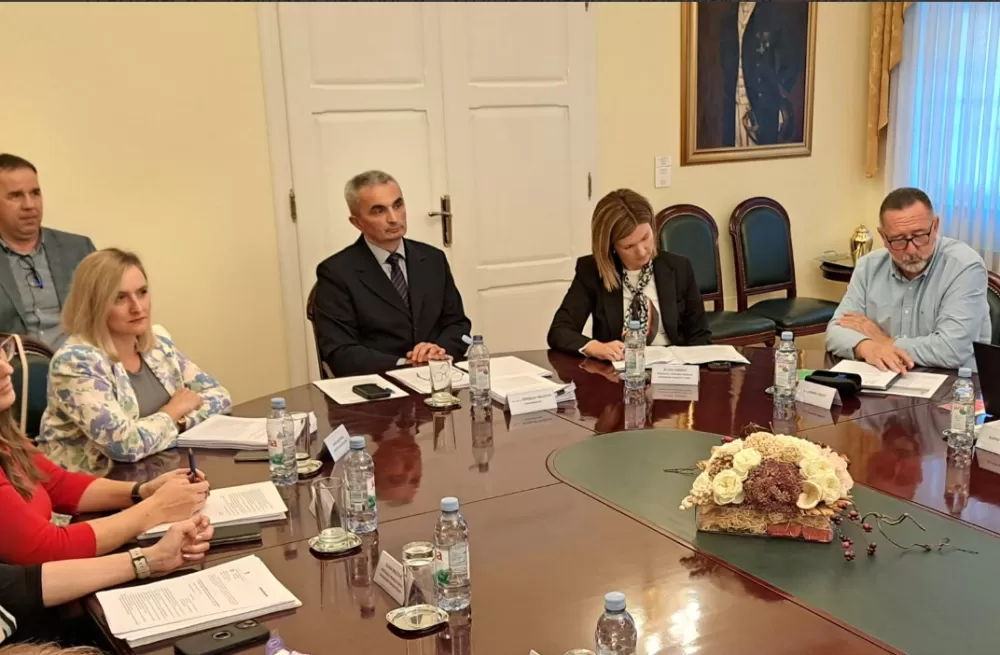 Požega.eu | Gradonačelnik obrazuje: Poskupljenje odvoza otpada od 37 % je odgojna mjera