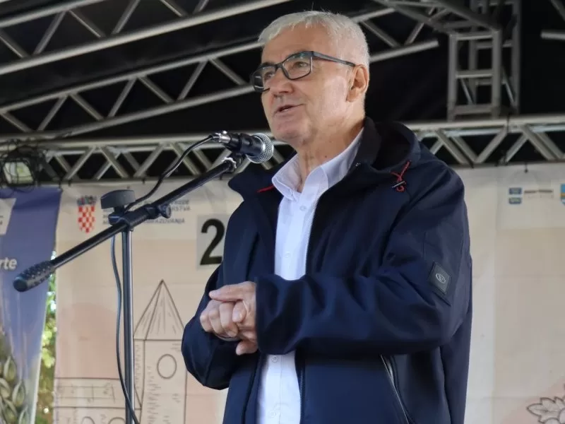 Uvod u vikend mirisa i okusa kontinenta koji će završiti nacionalnim izborom najuzornije seoske žene