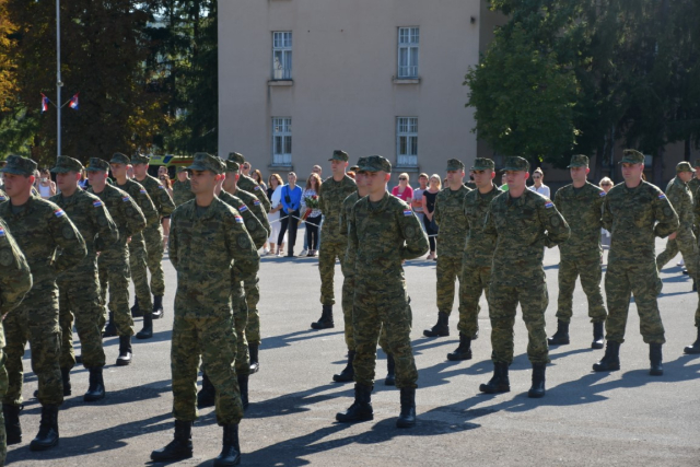 Požega.eu | Pred predsjednikom RH prisegnuo 39. naraštaj ročnika u požeškoj vojarni 123. brigade /FOTOGALERIJA/