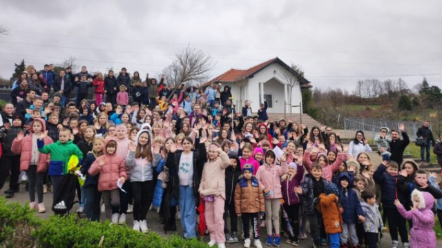 SB Online | KAKAV ODAZIV: Gotovo 200 djece sudjelovalo u kružnom putu u Gromačniku 