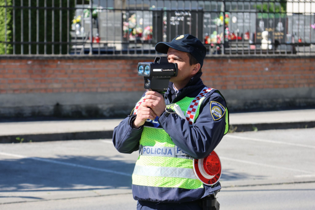Požega.eu | (FOTO) Policija provodi pojačani 24-satni nadzor brzine kretana vozila 