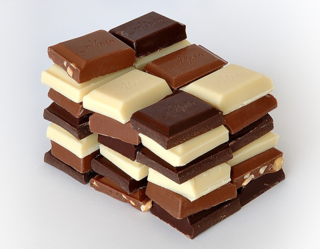 SB Online | Standardna čokolada prije 10 godina bila je 100 grama, a danas 75. Evo kako nas varaju na gramaži