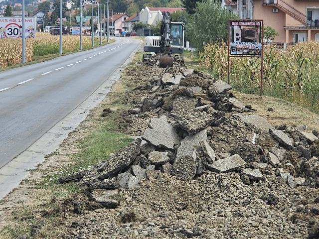 Požega.eu | Započela izgradnja pješačko-biciklističke staze u Zagrebačkoj ulici: Vrijednost investicije nešto više od 150 tisuća eura