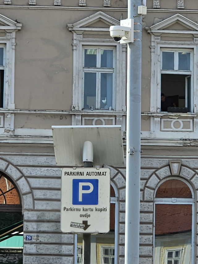 Požega.eu | „Crne oči“ su postavljene: Nestašne građane i vozače koji učine „nered“ na dva požeška trga i pješačkoj zoni policija će veoma brzo pronaći