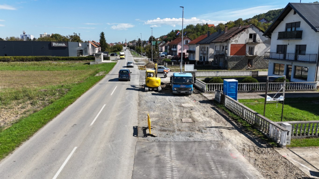 Požega.eu | (VIDEO) Napreduju radovi na izgradnji pješačko-biciklističke staze u Zagrebačkoj ulici