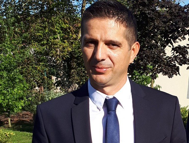 SB Online | Od politike se oprašta općinski načelnik Brodskog Stupnika Goran Jelinić: Ne želi više sjediti u načelničkoj fotelji! 