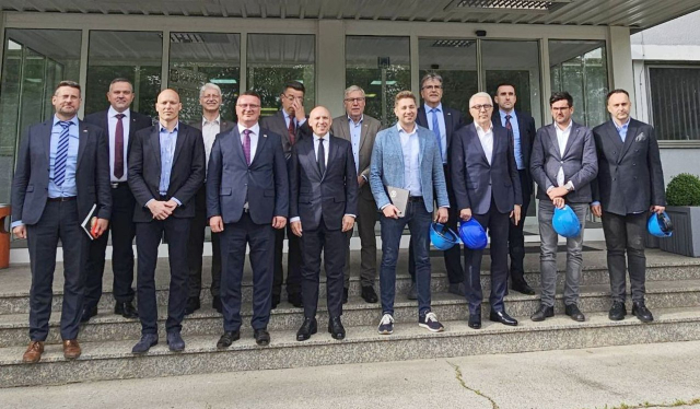 SB Online | Đuro Đaković grupaciju posjetio Manfred Pentz, ministar za savezne i europske poslove u njemačkoj saveznoj pokrajini Hessen