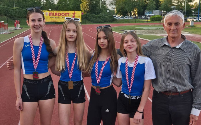 SB Online | Mlade brodske atletičarke brončane na PH u štafetama!
