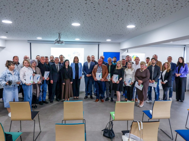 Požega.eu | Dodijeljeni ugovori za energetsku obnovu kuća u Požeško-slavonskoj županiji: Ministrica Vučković najavila nove projekte