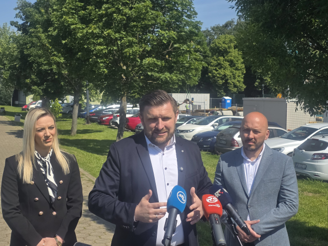 SB Online | Duspara se umorio! „Zar mu sa gotovo 65 nije dovoljno 20 godina političke funkcije – on treba ići u mirovinu“!?