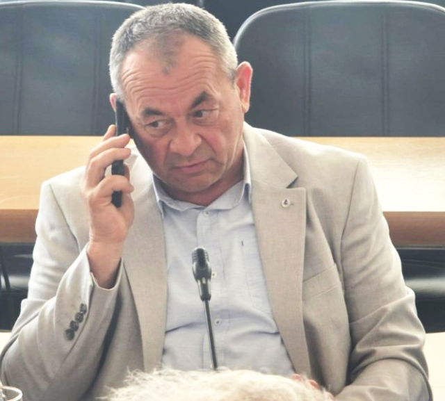 SB Online | Ne iznosimo nikakve laži o još uvijek općinskom načelniku Petriku! Objavljujemo samo istine koje ga jedna za drugom sustižu – nakon ʼfamoznih česticaʼ doznali smo nešto više o rasipnoj dodjeli financijskih sredstava udrugama i još puno toga!? 