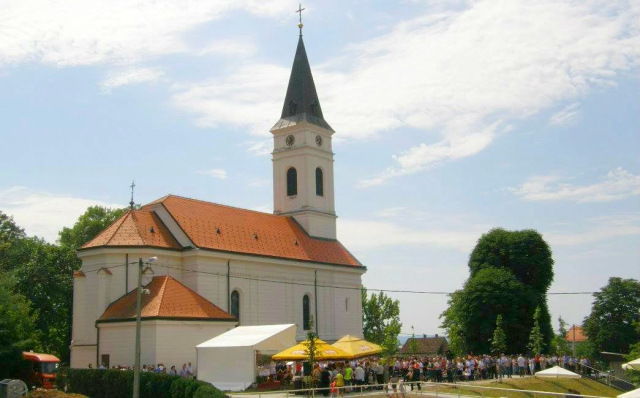 SB Online | Podvinje očekuje tisuće hodočasnika ʼsvecu cijelog svijetaʼ; evo kad su mise na Antunovo