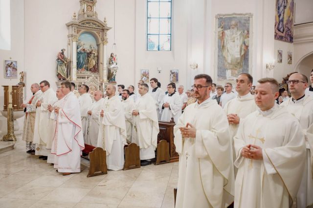 Prezbitersko ređenje u požeškoj Katedrali