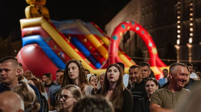 Ulazak u ljeto tijekom magične noći uz paljenje Ivanjskog krijesa