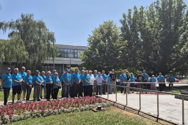 Udruga pripravnika 153. brigade iz Velike Gorice odala počast slavonskobrodskim braniteljima