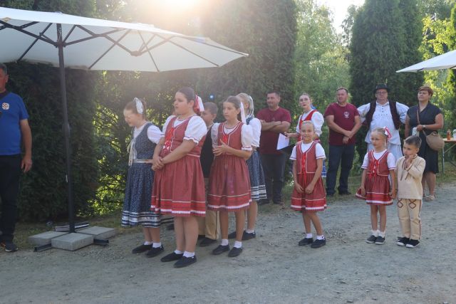 Običaji Slovaka sa dodatkom onih iz slavonskog kraja, te Čeha i Mađara