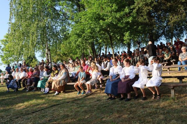 Običaji Slovaka sa dodatkom onih iz slavonskog kraja, te Čeha i Mađara