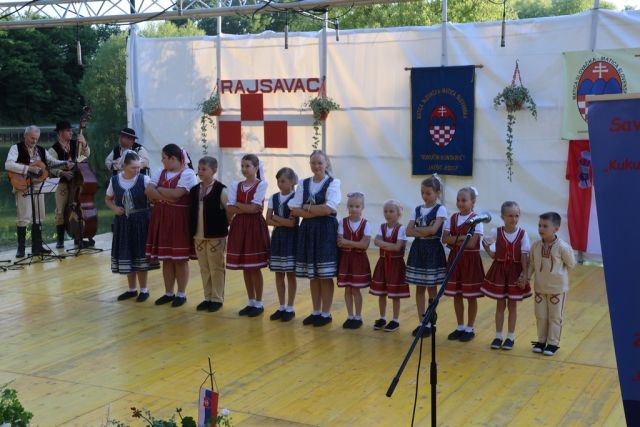Običaji Slovaka sa dodatkom onih iz slavonskog kraja, te Čeha i Mađara