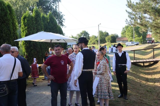 Običaji Slovaka sa dodatkom onih iz slavonskog kraja, te Čeha i Mađara