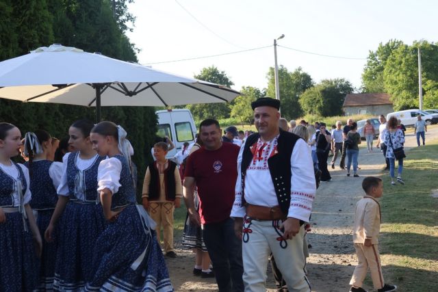 Običaji Slovaka sa dodatkom onih iz slavonskog kraja, te Čeha i Mađara