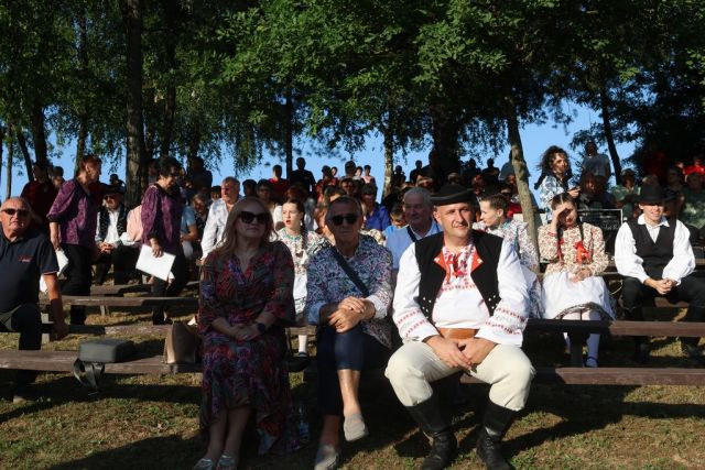 Običaji Slovaka sa dodatkom onih iz slavonskog kraja, te Čeha i Mađara