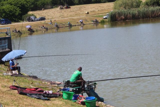RIBIČKI KUP „VALLIS AUREA“ Ekipni pobjednik Ribolovna športska udruga „Udica“ iz Donjeg Miholjca 