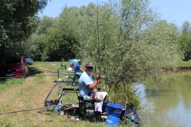 RIBIČKI KUP „VALLIS AUREA“ Ekipni pobjednik Ribolovna športska udruga „Udica“ iz Donjeg Miholjca 