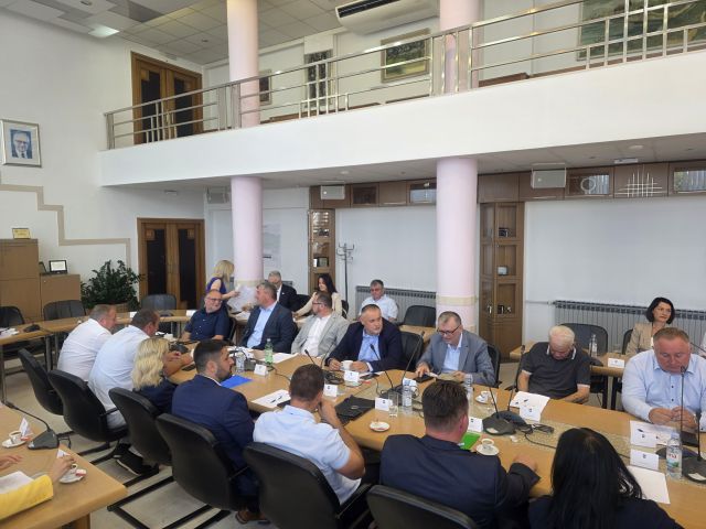 KONSTITUIRANA ŽUPANIJSKA SKUPŠTINA BPŽ U NOVOM SAZIVU: Novi stari predsjednik Pero Ćosić