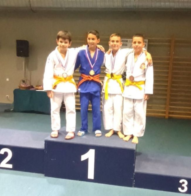Požega.eu | Čaglinskim judašima 14 medalja u Osijeku [FOTO]