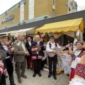 Pogača Fest oživio duh Slavonskog Broda – 20-metarska šokačka pogača za Guinnessa i nezaboravno slavlje na Korzu
