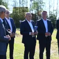 Potpredsjednik Vlade RH i ministar hrvatskih branitelja Tomo Medved u radnom posjetu Brodsko-posavskoj županiji: Obišao lokaciju budućeg braniteljskog centra