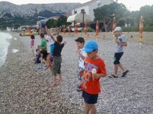 Djeca iz vrtića u Baškoj