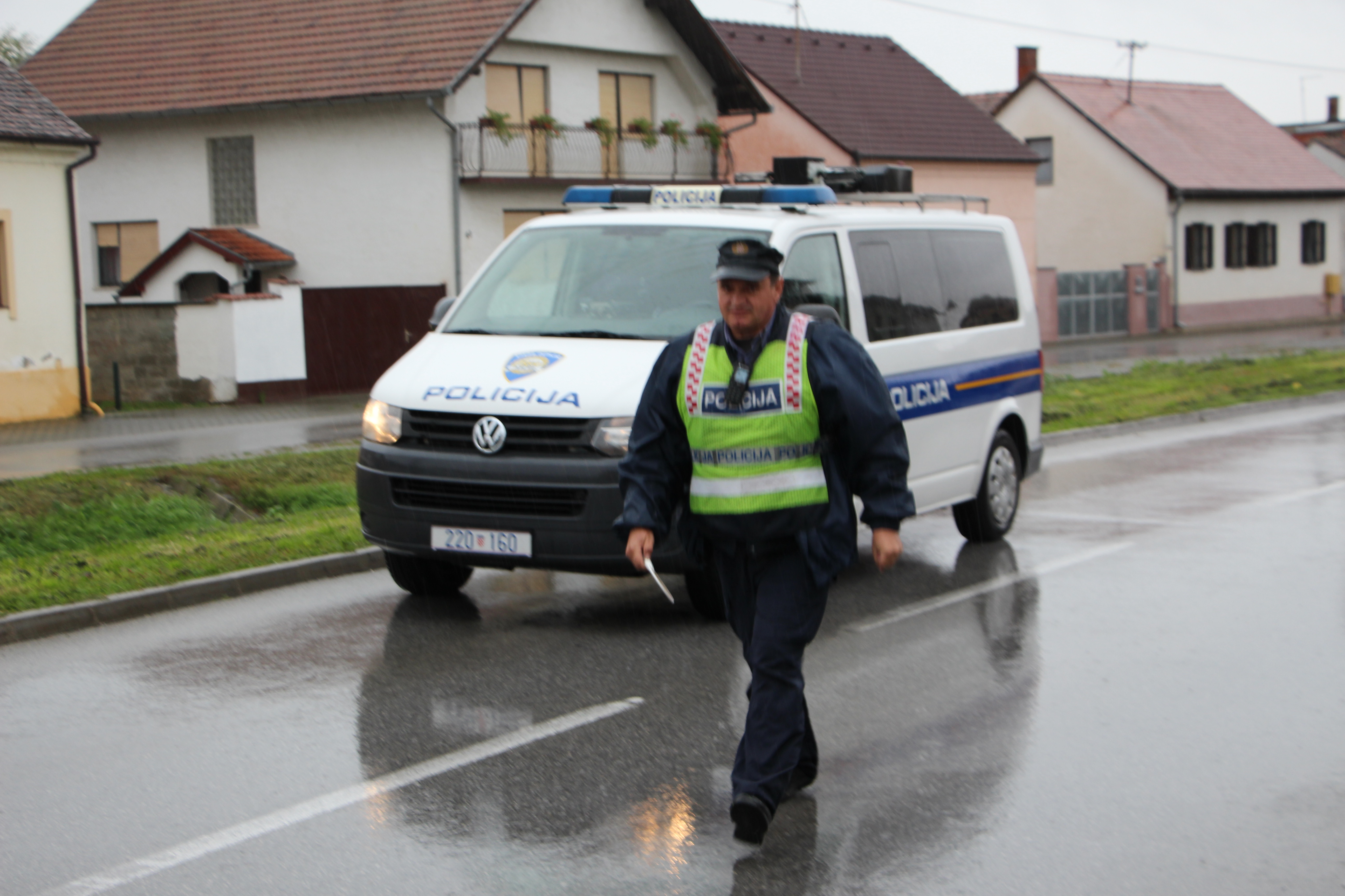 Požega.eu | U prometnoj nesreći ozlijeđena 29-godišnja vozačica i 8-godišnje dijete