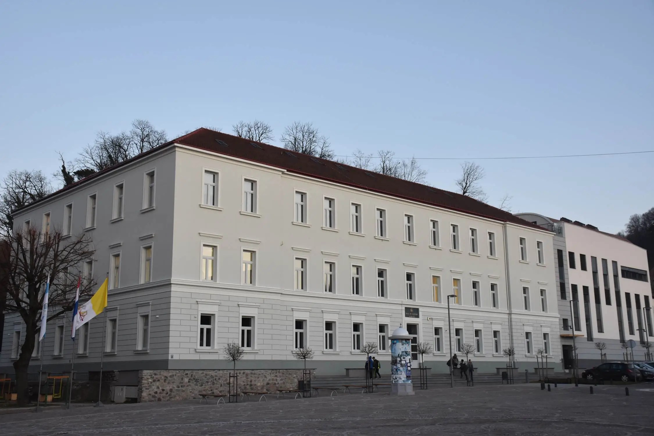 Požega.eu | Katoličke gimnazija i osnovna škola Požega dobile novčanu potporu za svoje projekte