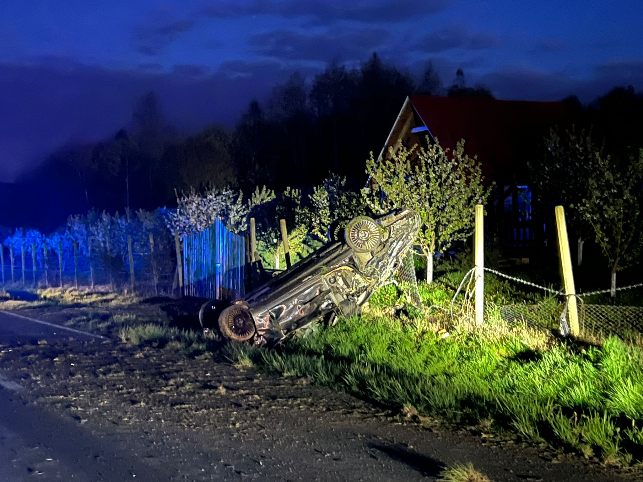 Požega.eu | Vozač (39) teško ozlijeđen u jučerašnjoj prometnoj nesreći, a dvije osobe lakše
