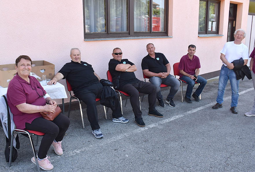 Požega.eu | Pobjednici Pleterničani i njihov član Anto Kocijan, a kod žena ekipno Pakrac-Lipik i pojedinačno Zdenka Katalinić iz pakračkog kraja /FOTOGALERIJA/