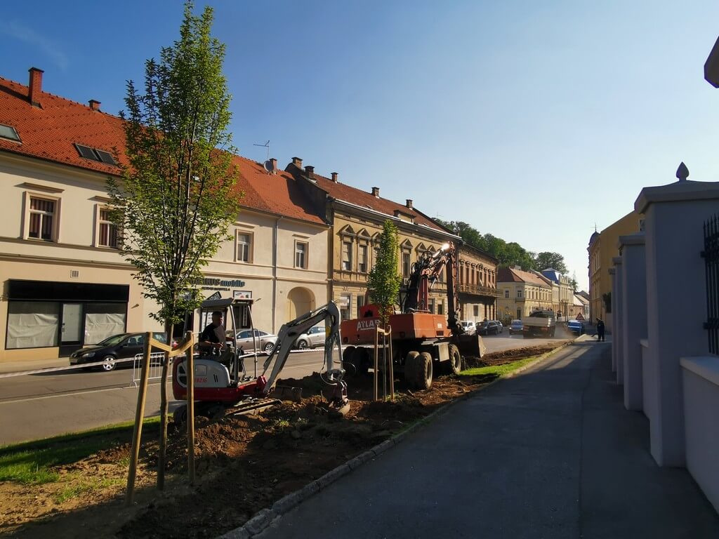 Požega.eu | Uređenje zemljanih površina i sadnja cvijeća u gradu Požegi uljepšat će njegovu sliku /FOTO/