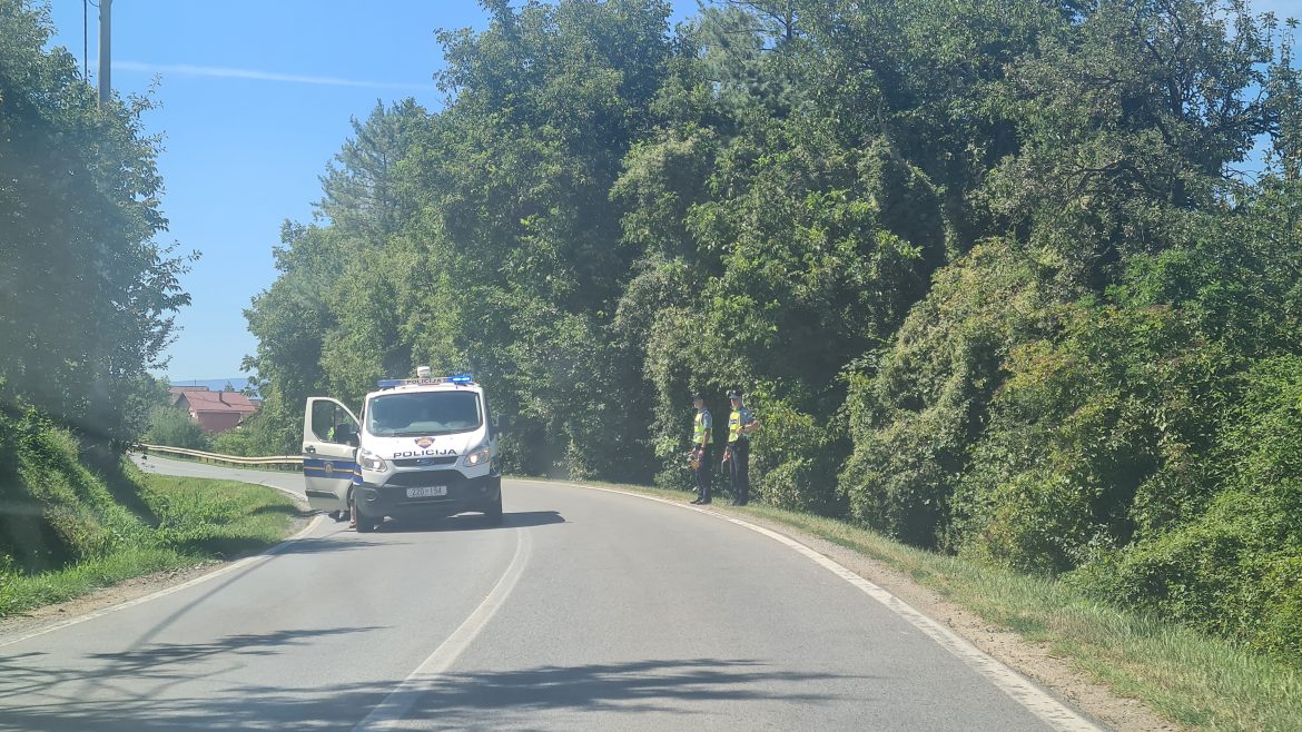 Požega.eu | Sletio s motorom u Kamenskom Vučjaku - jedna osoba prevezena u požešku bolnicu