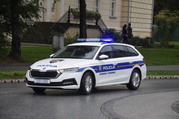 Skrivili prometne nesreće pa pobjegli