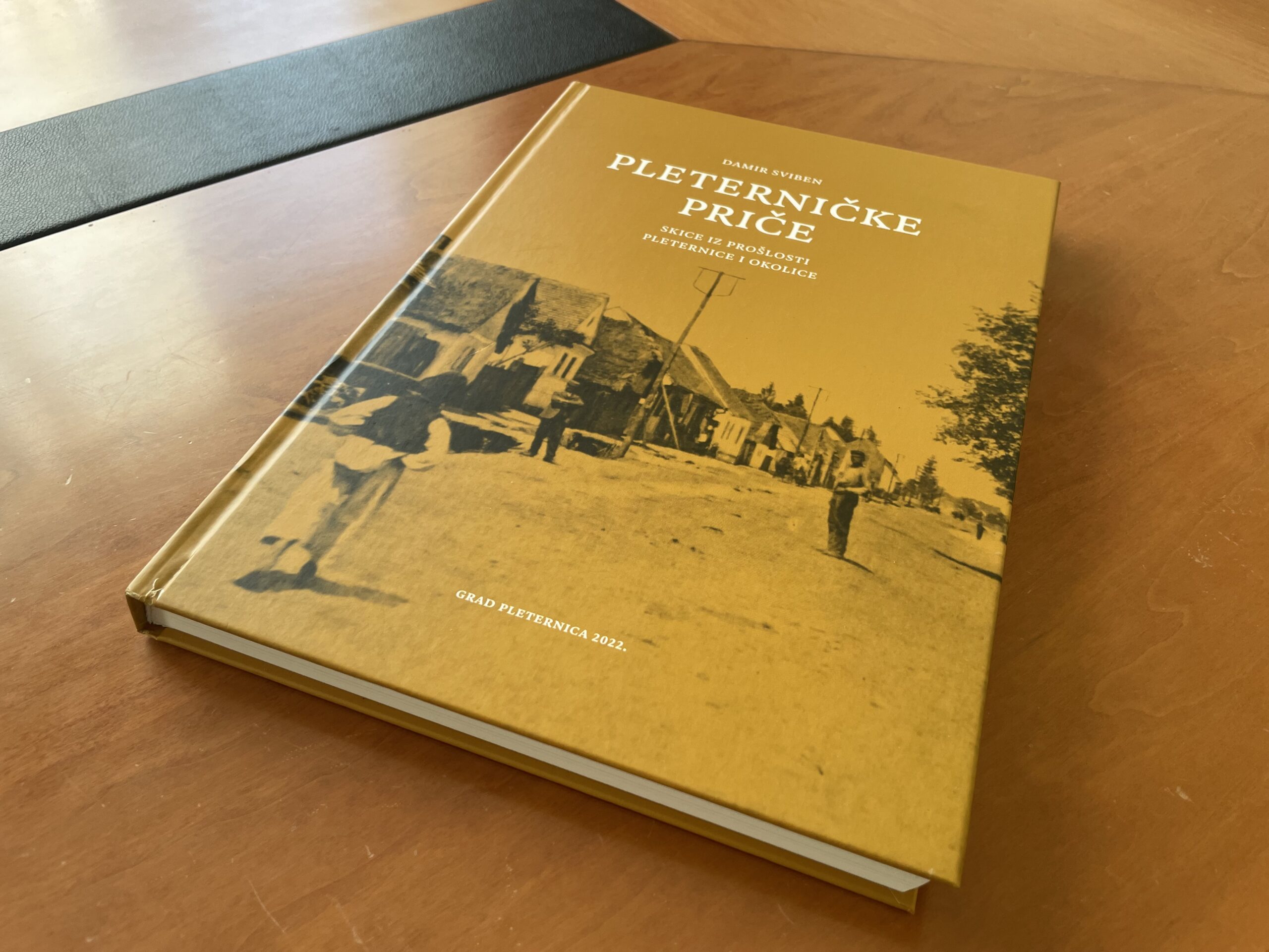 Požega.eu | Dugo iščekivana knjiga Damira Svibena poklon Pleternici u povodu 26. obljetnice proglašenja Pleternice gradom