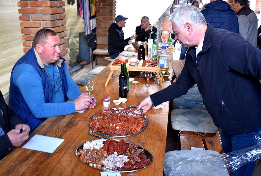 Najbolja Kulenova Seka Zdravka Stoj Evi A Kobasica I Vargl Zorana