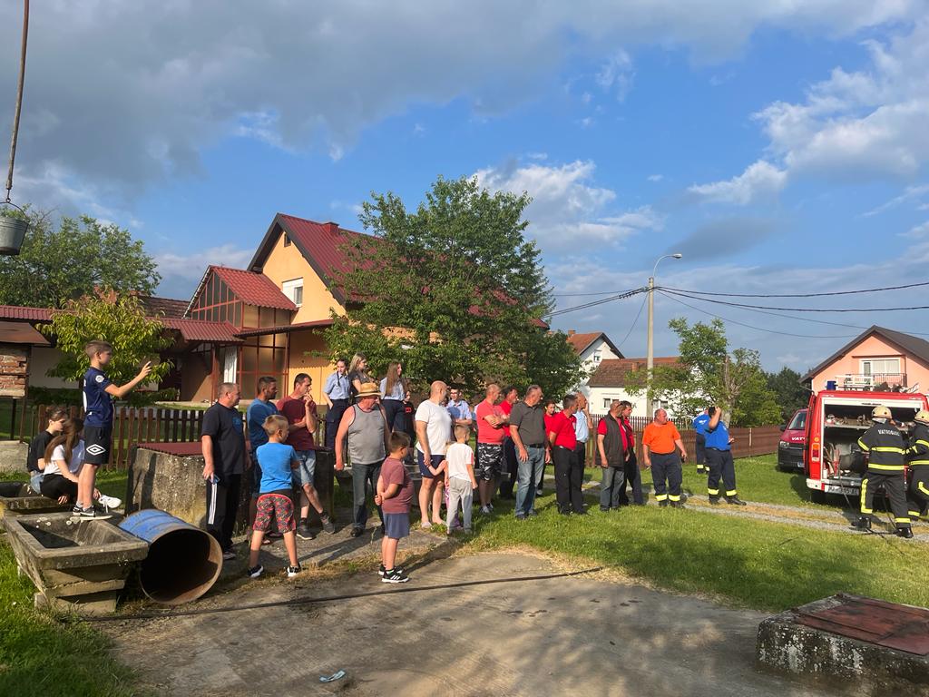 Požega.eu | Sulkovački vatrogasci vježbom dokazali visoku spremnost u požarnim ugrozama [FOTO]